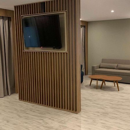 ホテル Tryp By Wyndham アスンシオン エクステリア 写真
