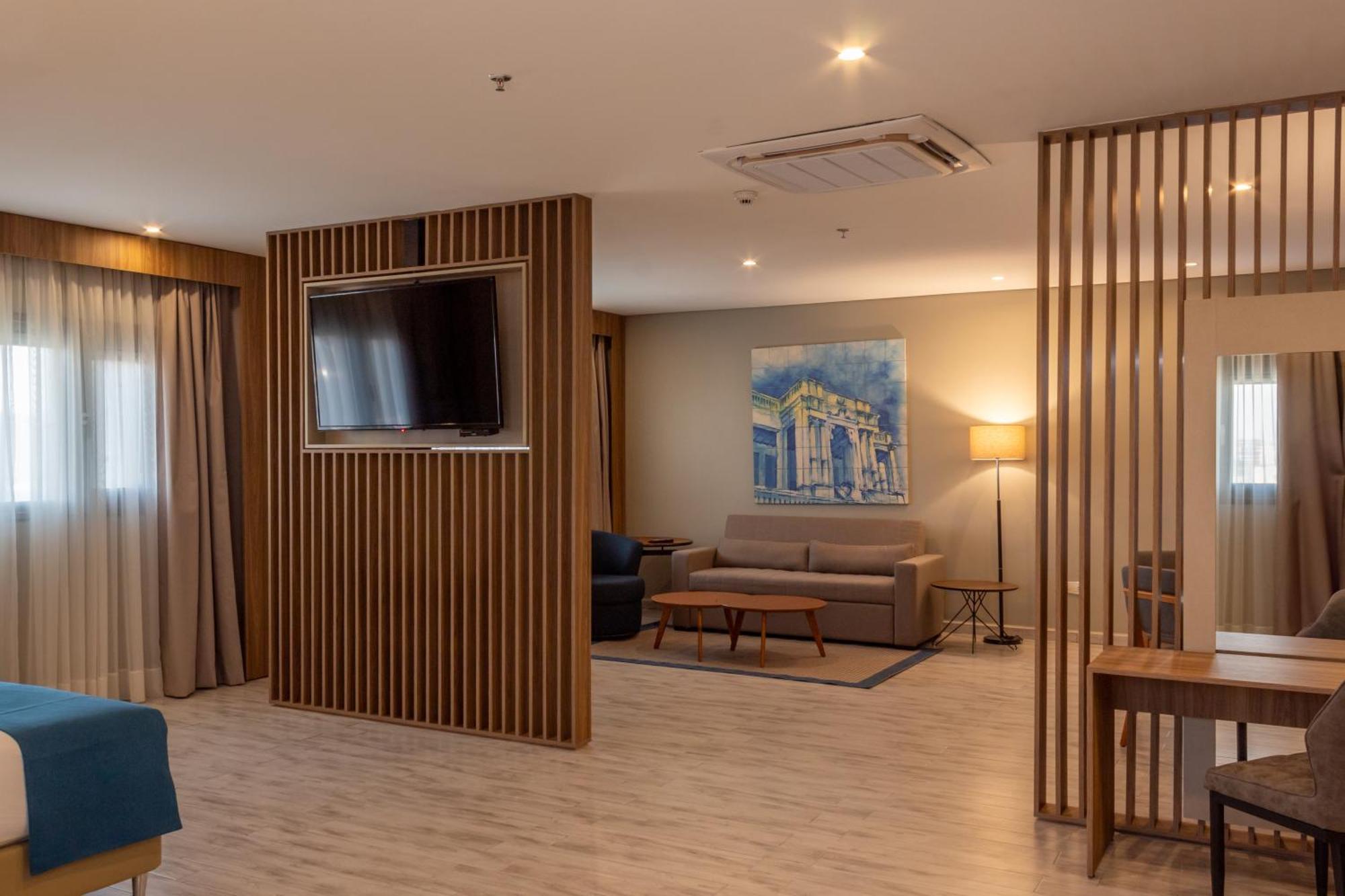 ホテル Tryp By Wyndham アスンシオン エクステリア 写真